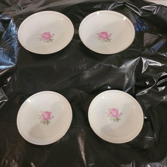 Imperial Rose Fine Bone China Japan #6702  Set Of 4 Fruit/berry Bowl 5.75" - Picture 1 of 8